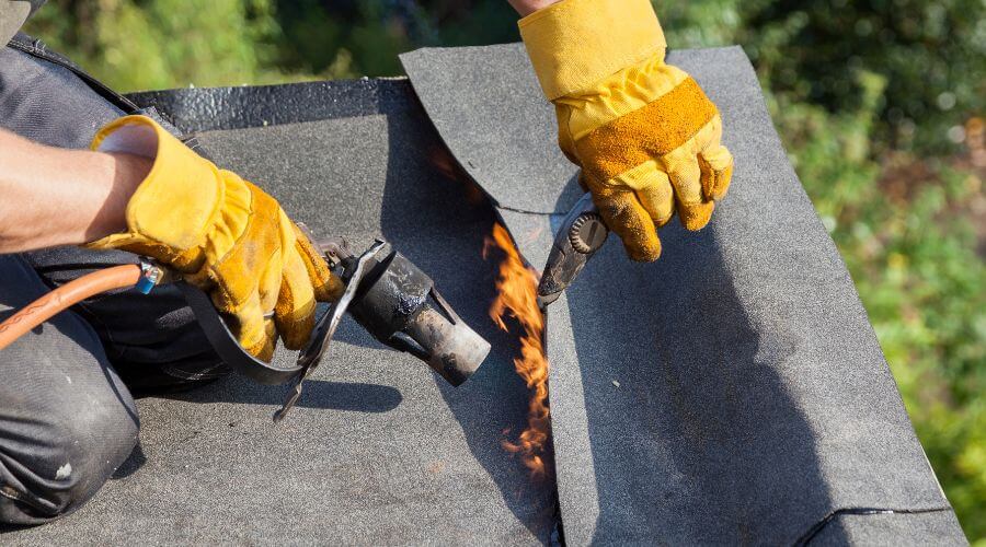Expert new roof installation services in Montville, OH